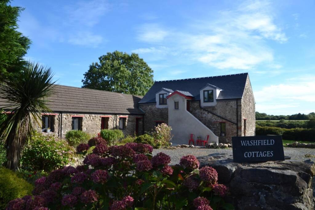 Farmhand Cottage Narberth Esterno foto